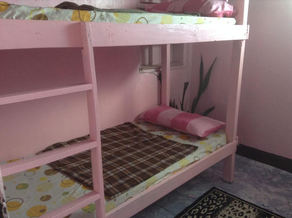 Cv Bed N Bath Bed & Breakfast Baguio City Eksteriør bilde